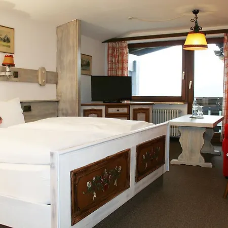 Berghotel Maderhalm Garni Guest house Oberstdorf