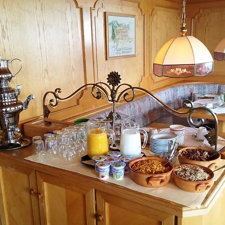 Maderhalm Garni Gasthof 3*